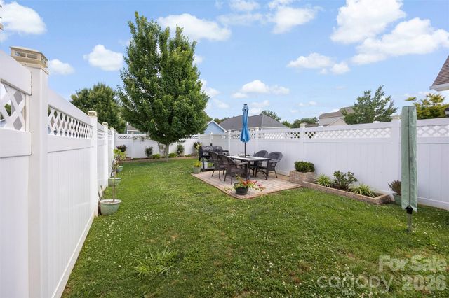 126 Kingston Drive, Locust, NC 28097