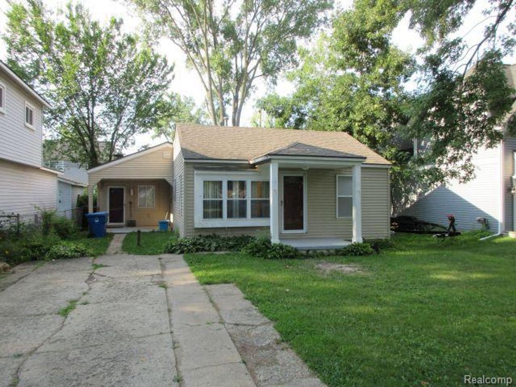 4059 Chenlot Lane, Waterford, MI 48328