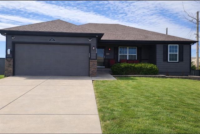 530 S Maple Street, Gardner, KS 66030