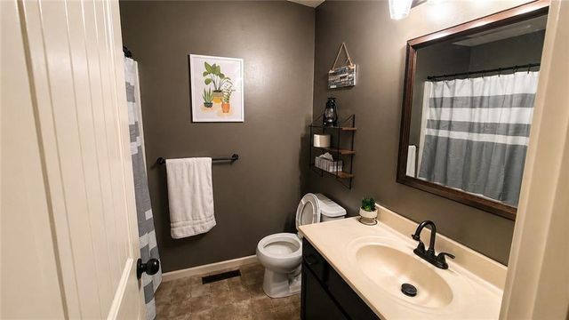 530 S Maple Street, Gardner, KS 66030