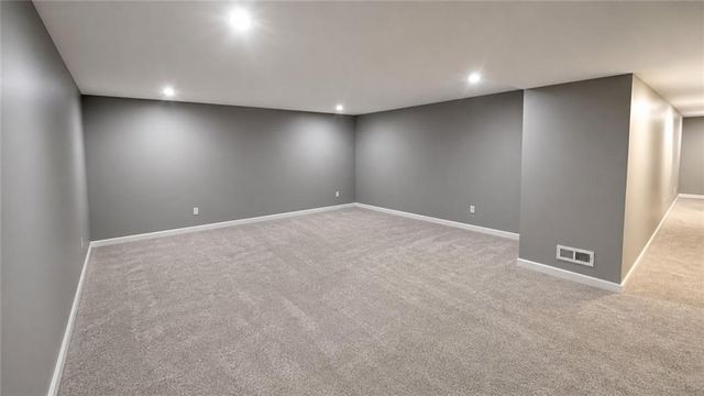 530 S Maple Street, Gardner, KS 66030
