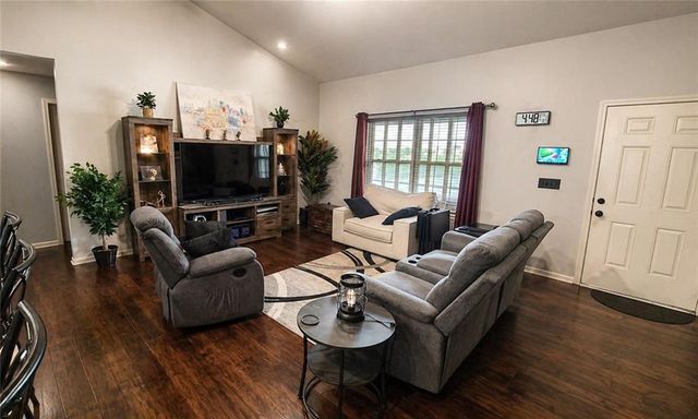 530 S Maple Street, Gardner, KS 66030