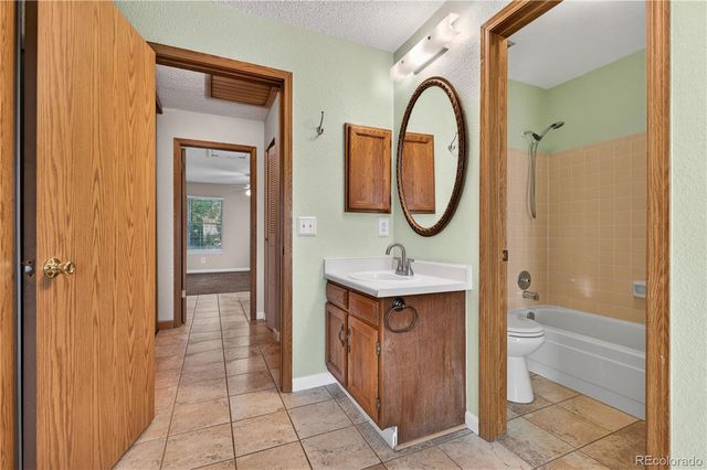 9767 W Cornell Place, Lakewood, CO 80227