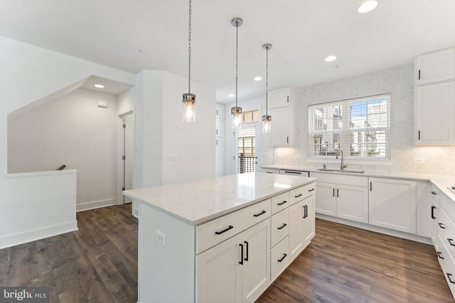 1876 MICHAEL FARADAY DR, Reston, VA 20190