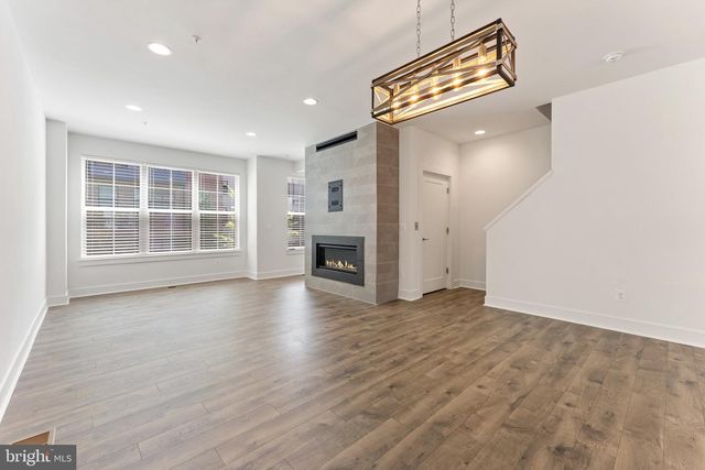 1876 MICHAEL FARADAY DR, Reston, VA 20190