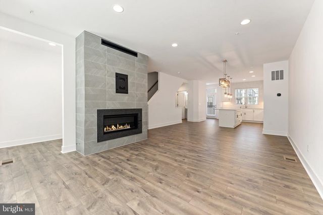 1876 MICHAEL FARADAY DR, Reston, VA 20190