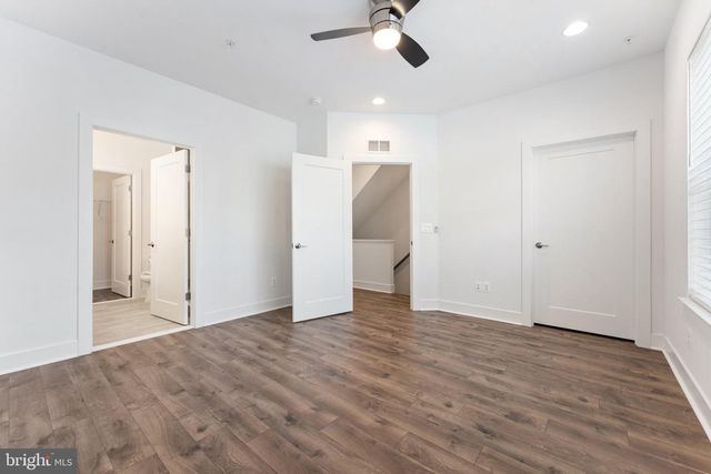 1876 MICHAEL FARADAY DR, Reston, VA 20190