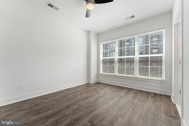 1876 MICHAEL FARADAY DR, Reston, VA 20190