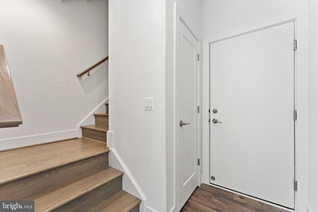 1876 MICHAEL FARADAY DR, Reston, VA 20190