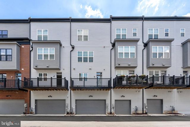 1876 MICHAEL FARADAY DR, Reston, VA 20190
