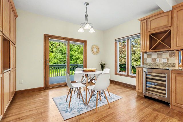 5090 Abbeydale Drive SE, Grand Rapids, MI 49546