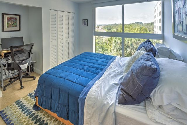 2951 S Bayshore Dr 712, Miami, FL 33133