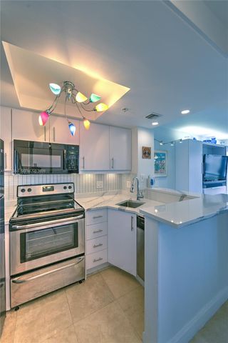 2951 S Bayshore Dr 712, Miami, FL 33133