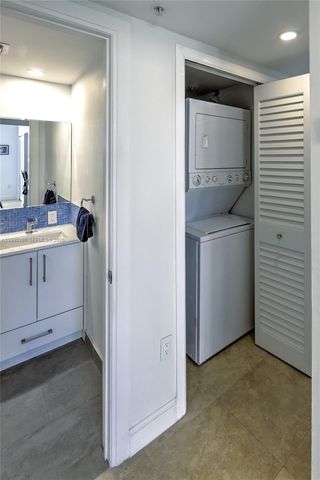 2951 S Bayshore Dr 712, Miami, FL 33133