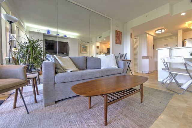 2951 S Bayshore Dr 712, Miami, FL 33133