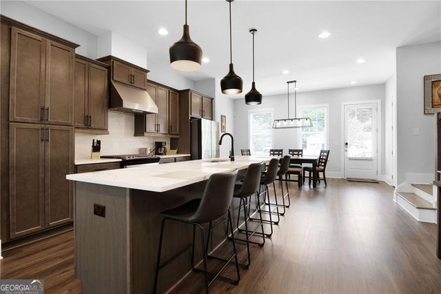 2443 Sycamore Road NW, Atlanta, GA 30318