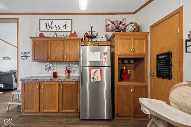 4687 Breckenridge Drive, Columbus, IN 47203