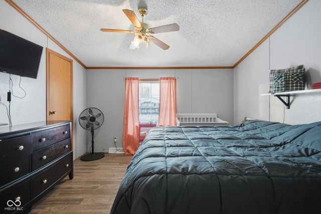 4687 Breckenridge Drive, Columbus, IN 47203