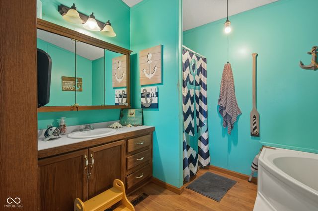 4687 Breckenridge Drive, Columbus, IN 47203