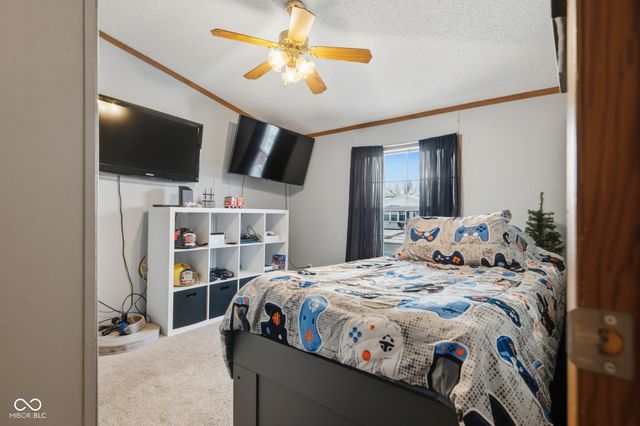 4687 Breckenridge Drive, Columbus, IN 47203