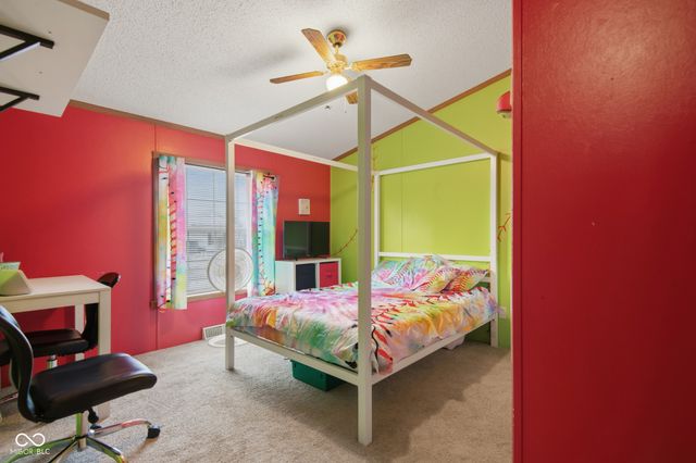 4687 Breckenridge Drive, Columbus, IN 47203