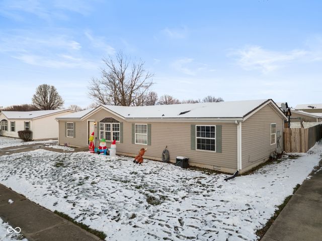 4687 Breckenridge Drive, Columbus, IN 47203