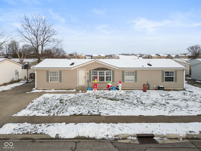 4687 Breckenridge Drive, Columbus, IN 47203