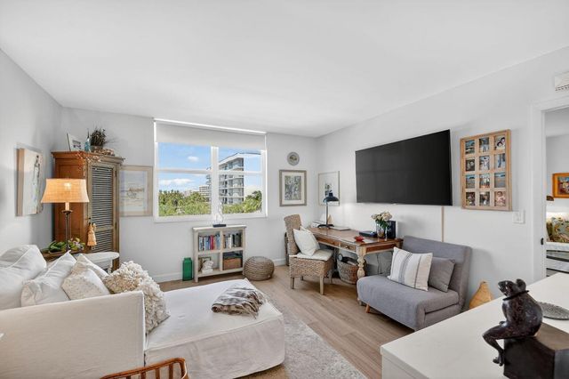 3450 S Ocean Boulevard 324, Palm Beach, FL 33480