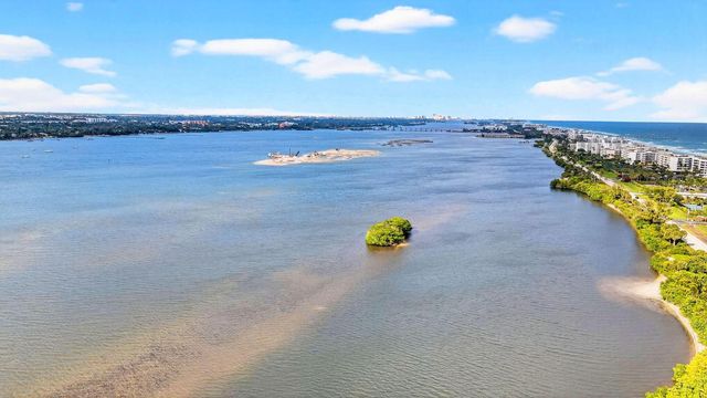 3450 S Ocean Boulevard 324, Palm Beach, FL 33480