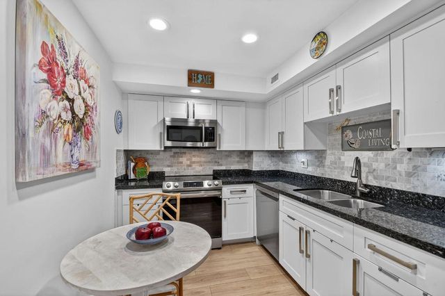 3450 S Ocean Boulevard 324, Palm Beach, FL 33480