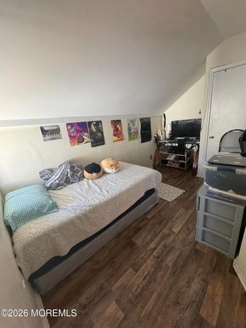 11 Hull Avenue, Freehold, NJ 07728