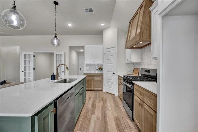 1106 Azalea Farms Road, Noble, OK 73068