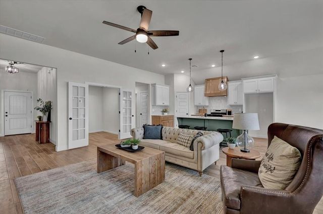 1106 Azalea Farms Road, Noble, OK 73068