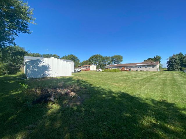 542 W 650 S, Hebron, IN 46341