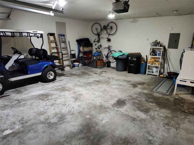 202 E Forest Avenue, Shoreacres, TX 77571