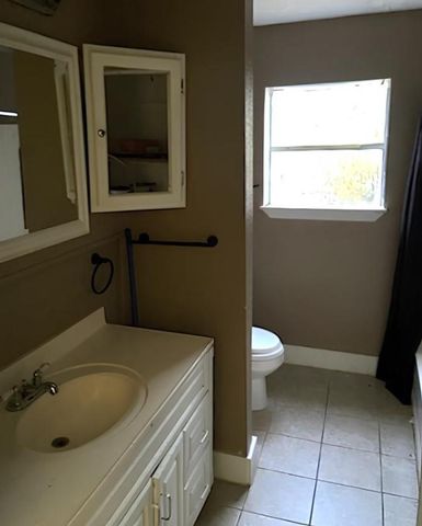 1805 Vermont Street, Baytown, TX 77520