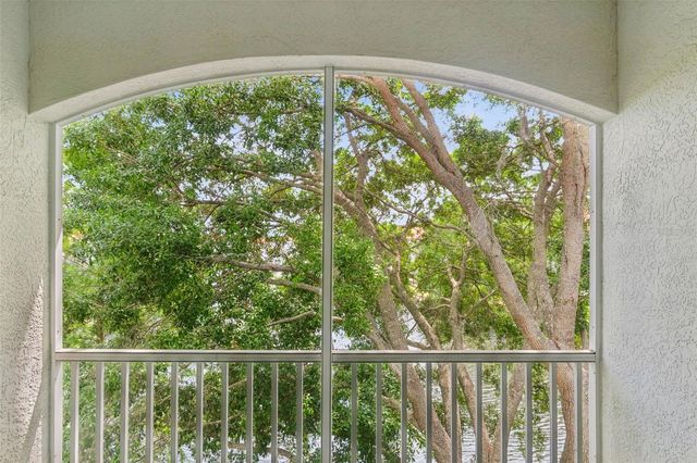 2729 MAITLAND CROSSING 304, Orlando, FL 32810