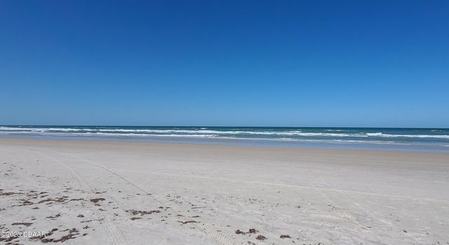 30 Inlet Harbor Rd Apt 703, Ponce Inlet, FL 32127