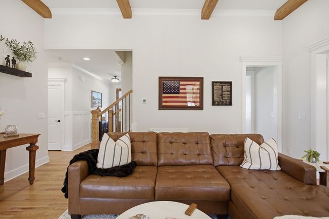 1002 Pheasant Run Ct, Spring Hill, TN 37174