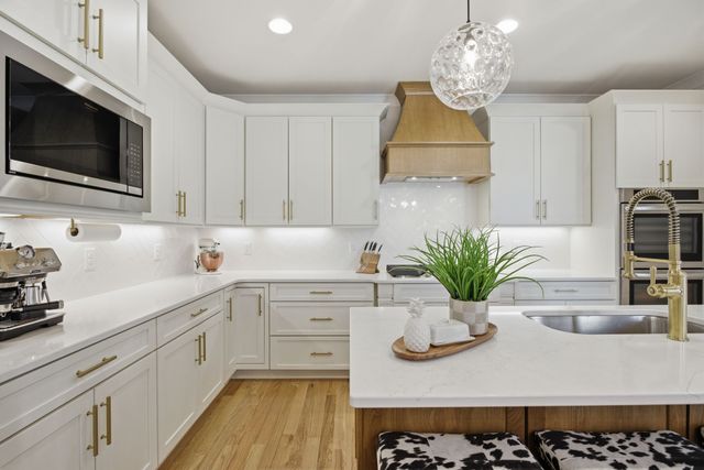 1002 Pheasant Run Ct, Spring Hill, TN 37174