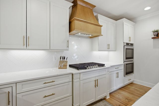 1002 Pheasant Run Ct, Spring Hill, TN 37174