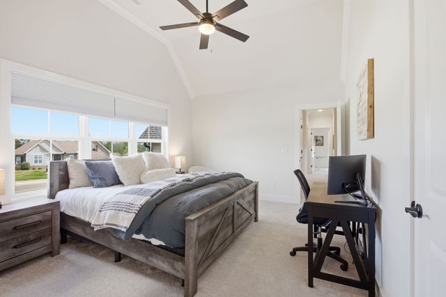 1002 Pheasant Run Ct, Spring Hill, TN 37174