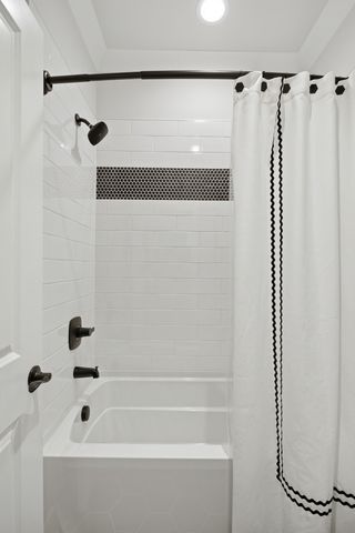 1002 Pheasant Run Ct, Spring Hill, TN 37174