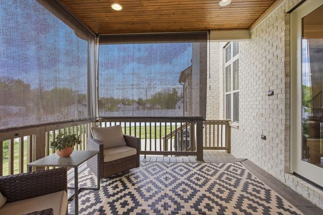 1002 Pheasant Run Ct, Spring Hill, TN 37174