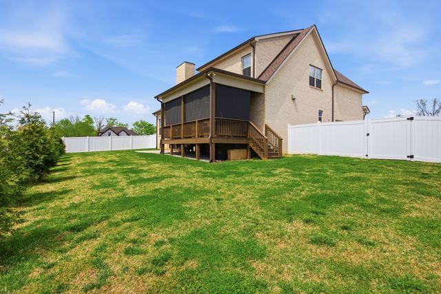 1002 Pheasant Run Ct, Spring Hill, TN 37174