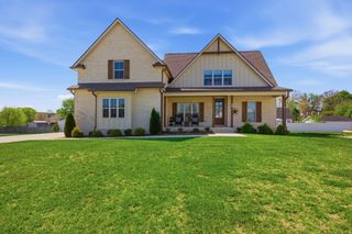 1002 Pheasant Run Ct, Spring Hill, TN 37174