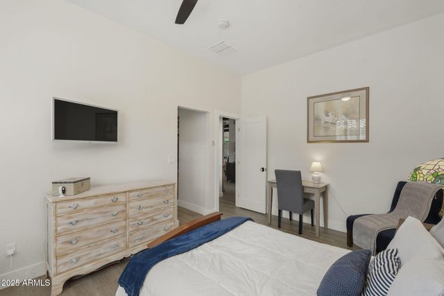 41306 N BENT CREEK Way, Phoenix, AZ 85086