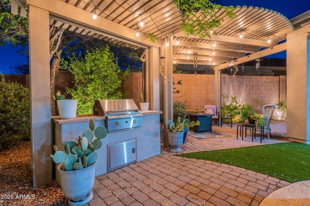 41306 N BENT CREEK Way, Phoenix, AZ 85086