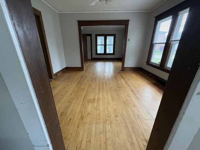 843 VINE AVENUE, Oshkosh, WI 54901