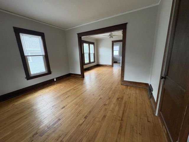843 VINE AVENUE, Oshkosh, WI 54901